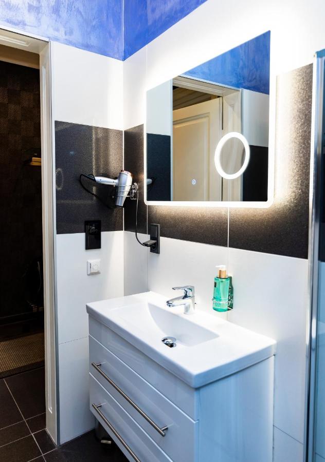 Sophies Place Augarten - Imperial Lifestyle City Apartments Vienna Parking Esterno foto